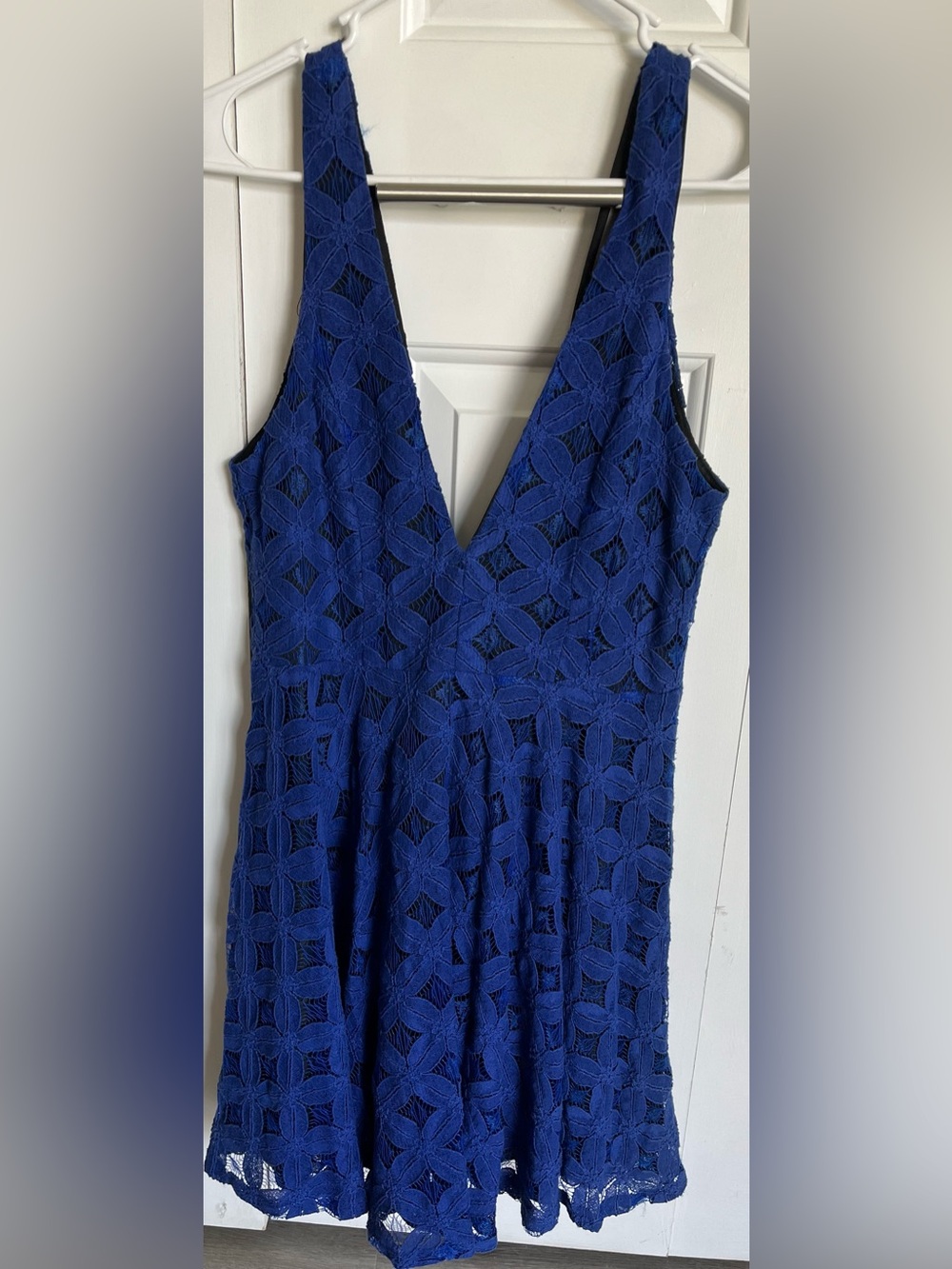 finn & clover royal blue lace dress